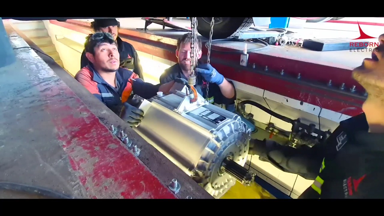 Reborn Electric Mining - Bus Interior Mina