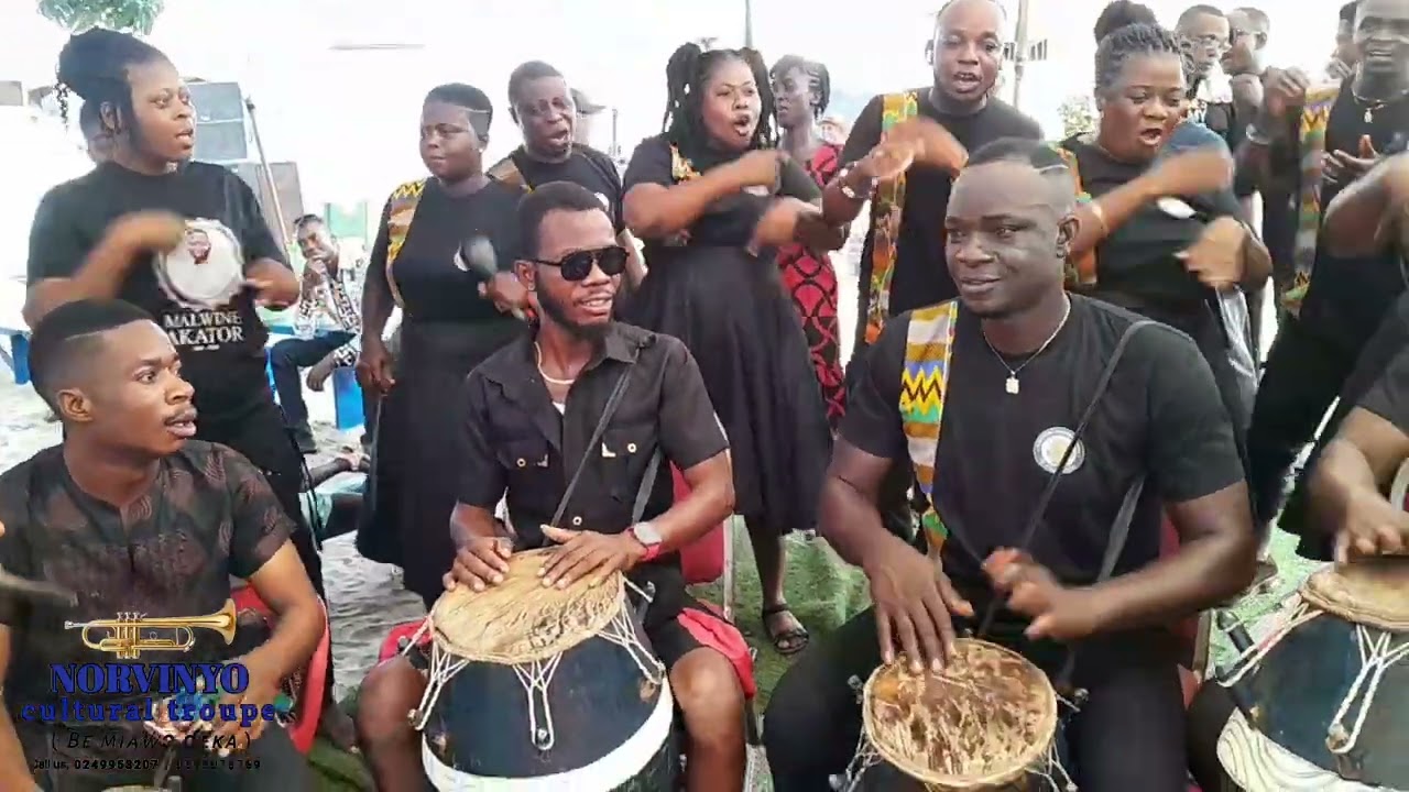 When the song owner are singing their song 🎵 NORVINYO CULTURAL TROUPE @HOHOE CENTRAL 