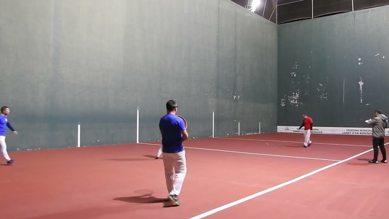 Frontenis  Valencia  liga  2ªDv  Z1 Canet A- Cheste D (16-2-26) Santi- Manuel   1er set