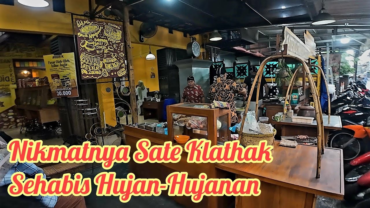 Sate Klathak Jalan Dagen Nikmatnya Dikala Hujan-Hujanan | Vlog Jogja Nataru Ep.11
