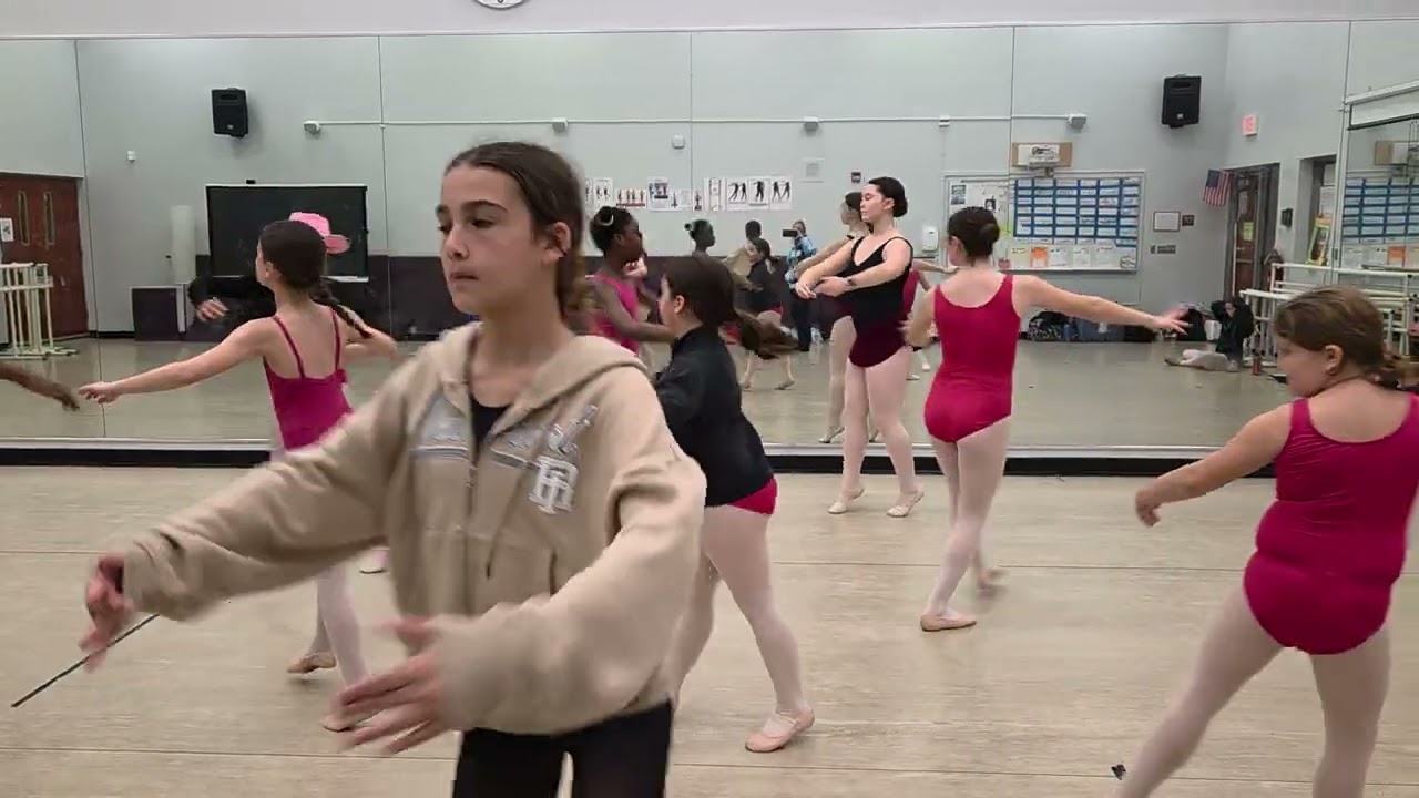 Monday ballet 5pm  2/23/26