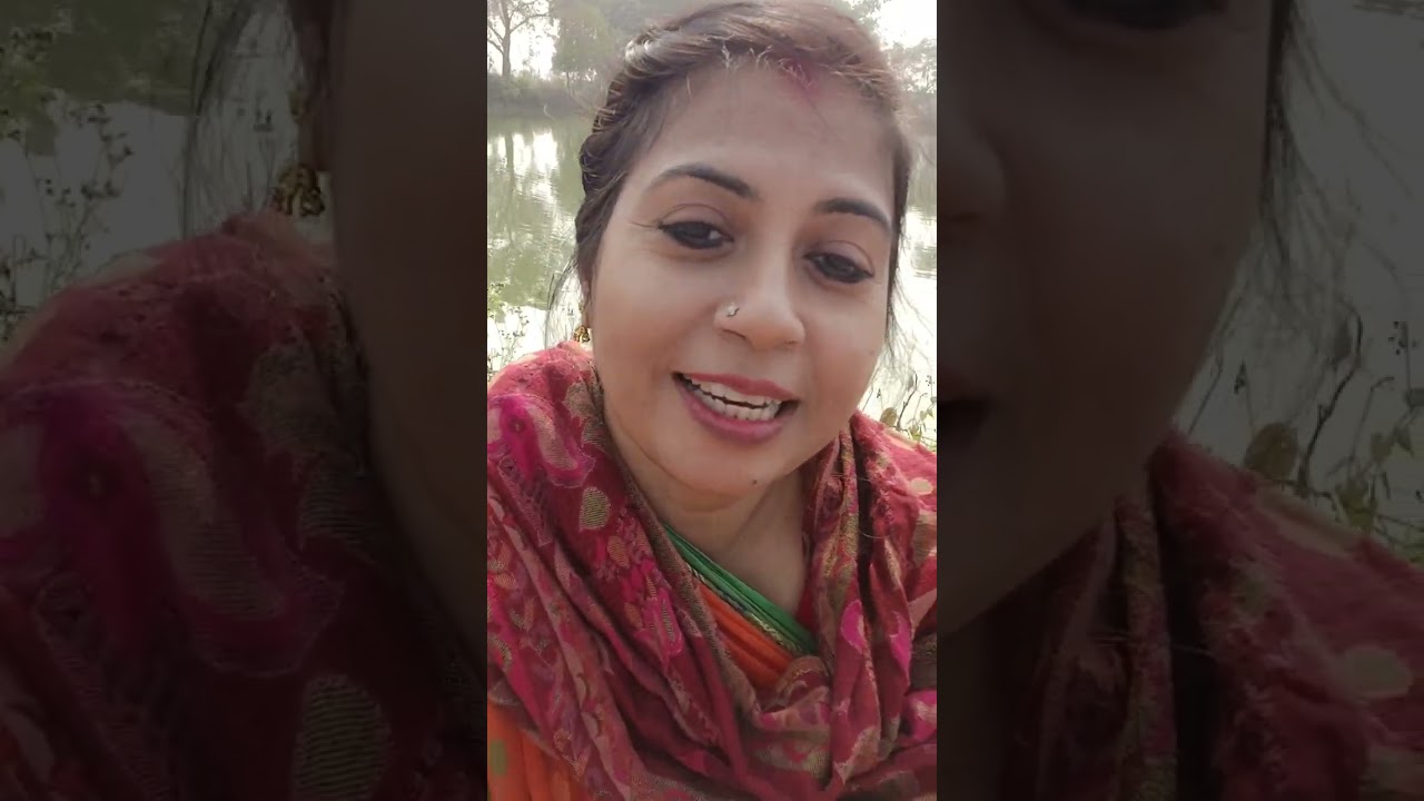 রোদ্দুরে পুকুরপাড়ে বসে সবাই আড্ডা দিচ্ছি😊💖