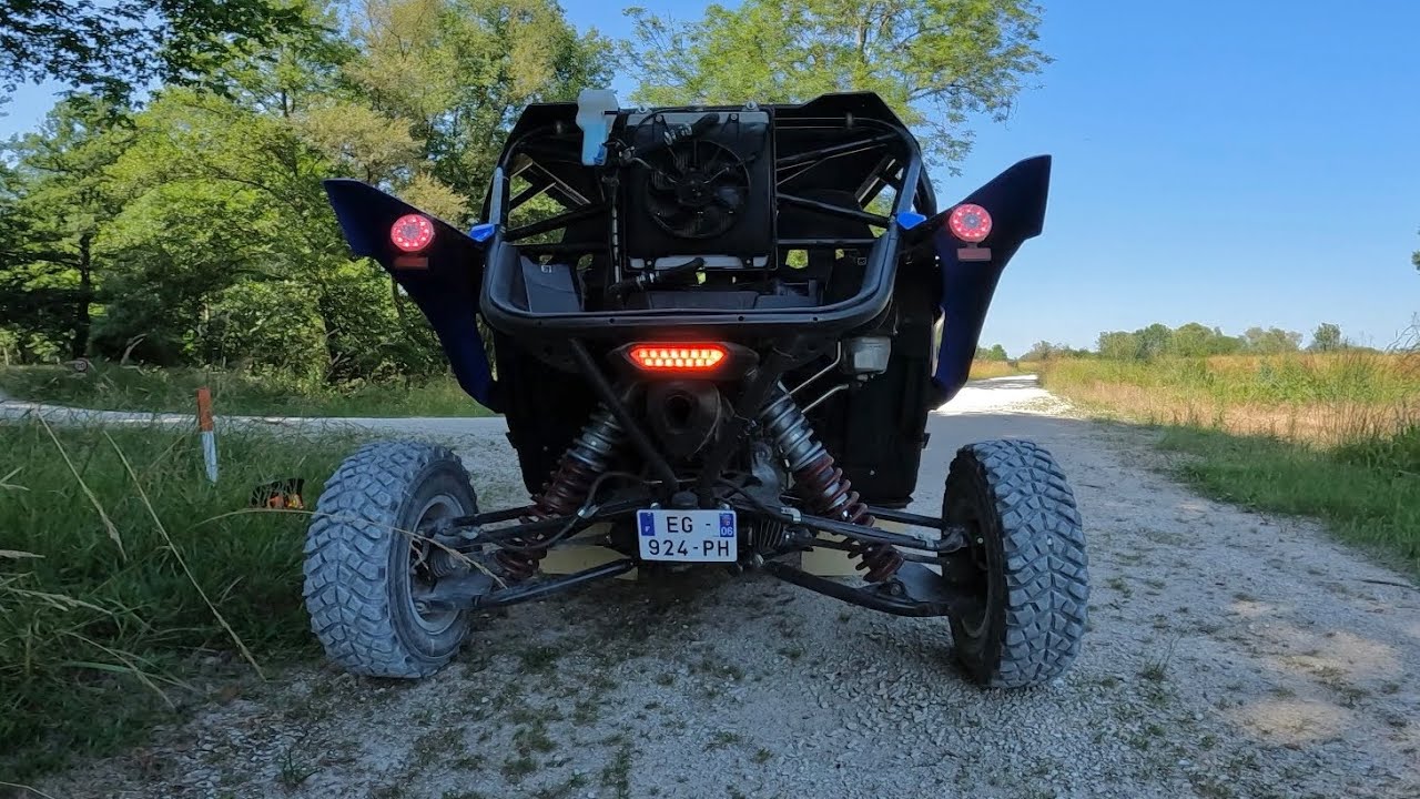 J’AI PILOTÉ COMME SEBASTIEN LOEB..😅 (1000 YXZ R AKRAPOVIC MODIFIÉ)