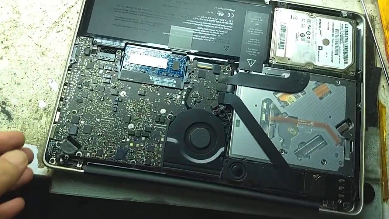 MacBook molhou e agora?? Dicas de eletrônica.