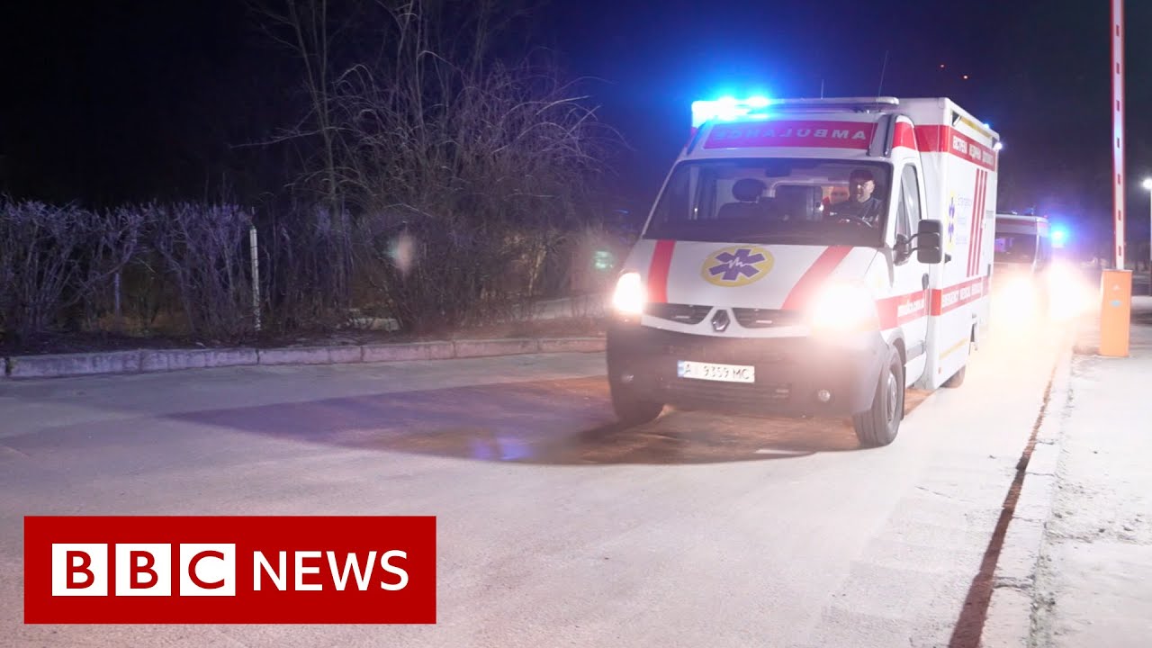 The rescue mission to evacuate sick Ukrainian children from Russian bombs - BBC News