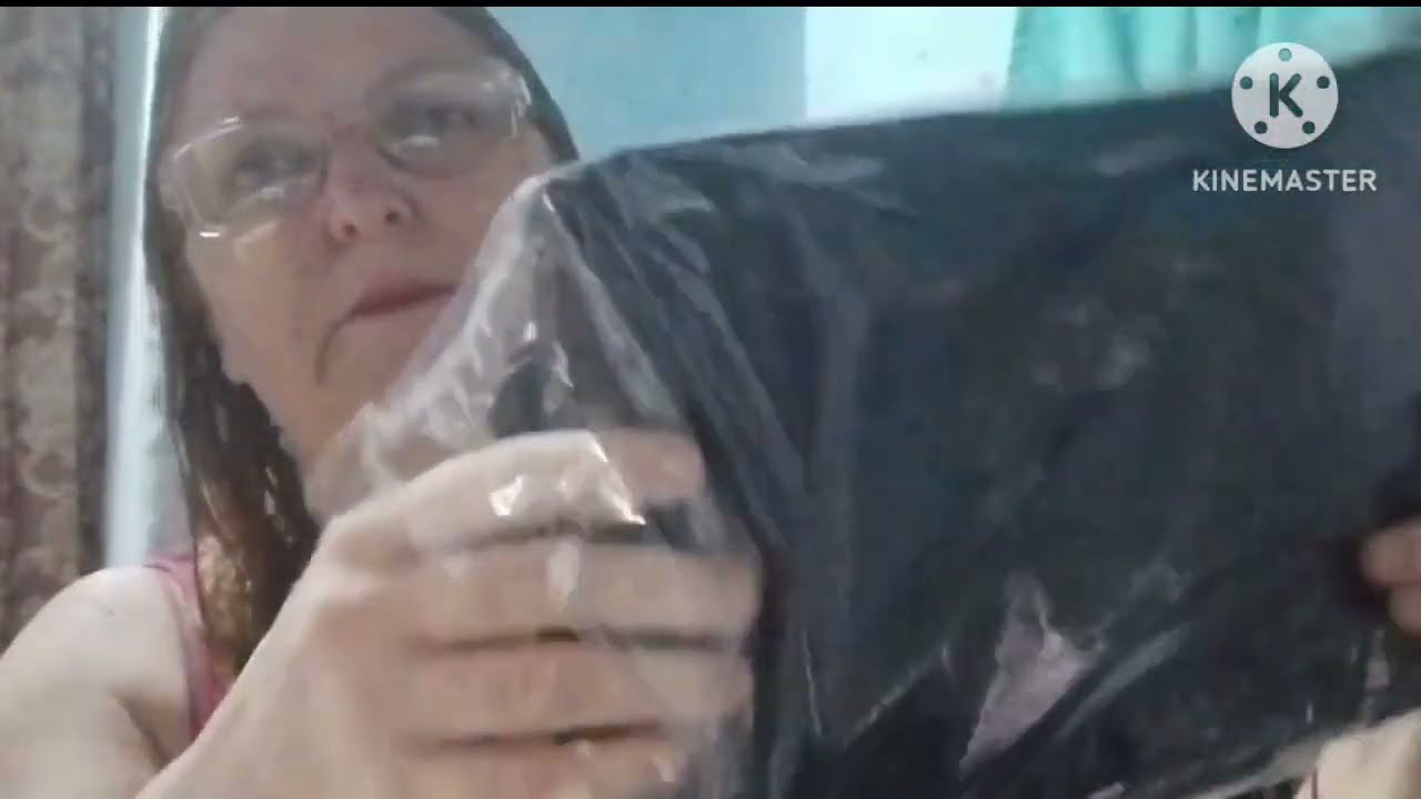 Comprei uma pasta de guardar documentos 