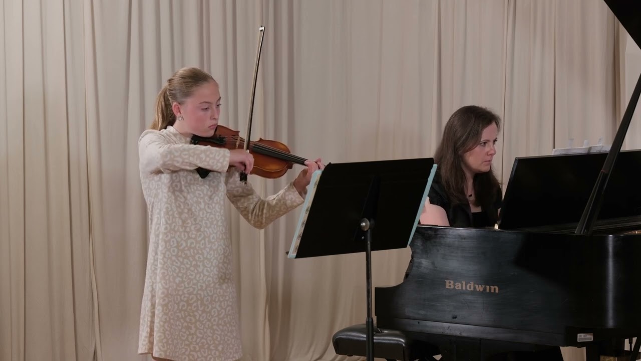 Lydia Krambeck (Violin) Performs “Air in the Old Style” (G. Mari) + “Neapolitan Song” (Tchaikovsky)