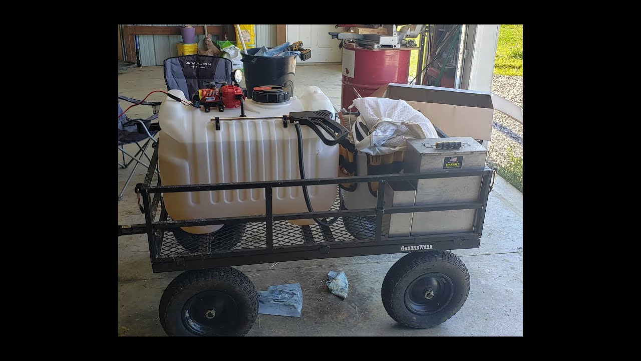 hobbyist# beekeepers: sugar syrup pump for feeding #bees