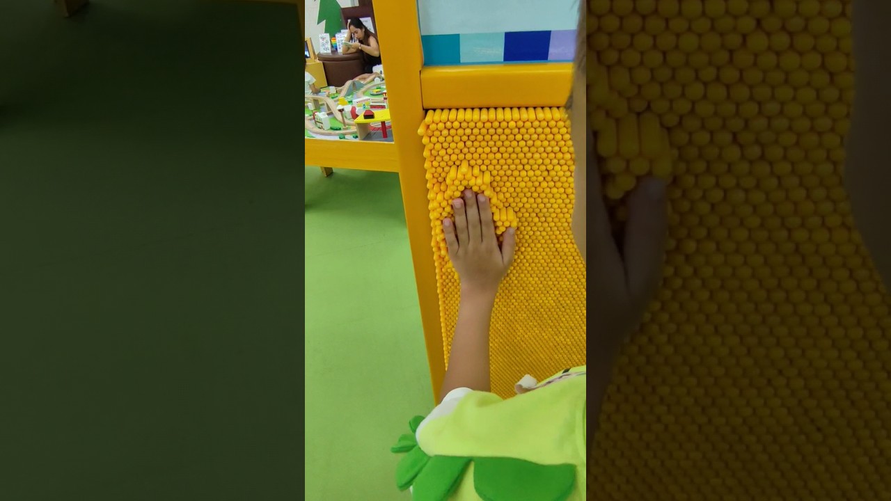 Playing with Pointy Pellets #patterns #playground #kidzoona #kiddiegames #mallrats #funshorts
