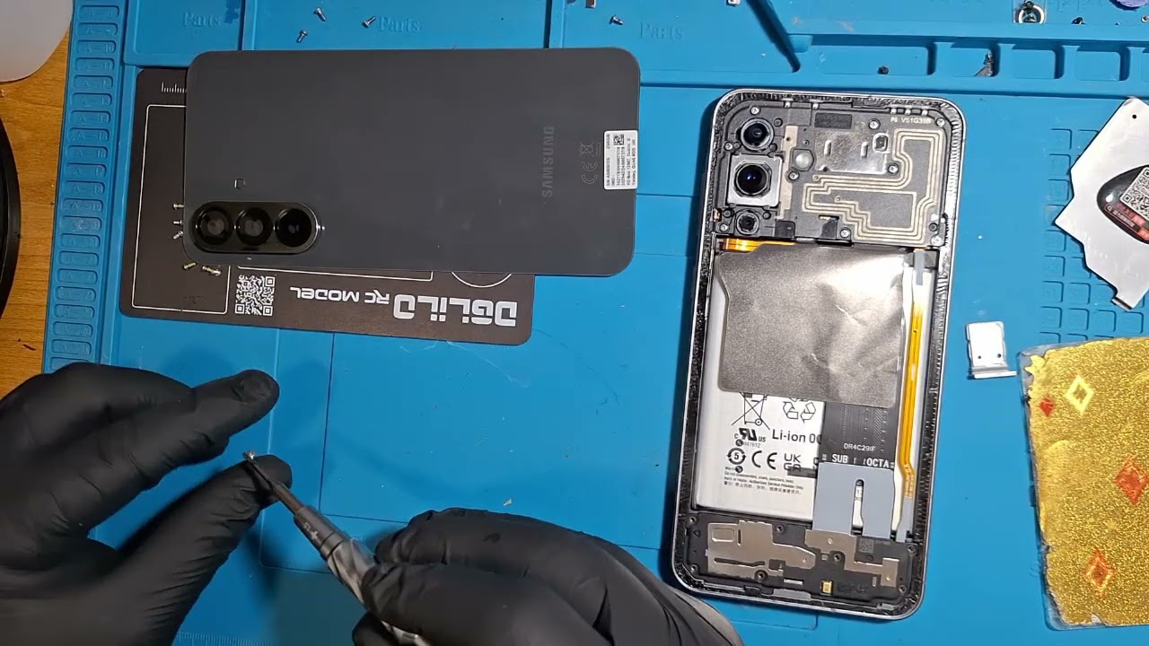 Wymiana złącza ładowania Samsung Galaxy A56 5G 