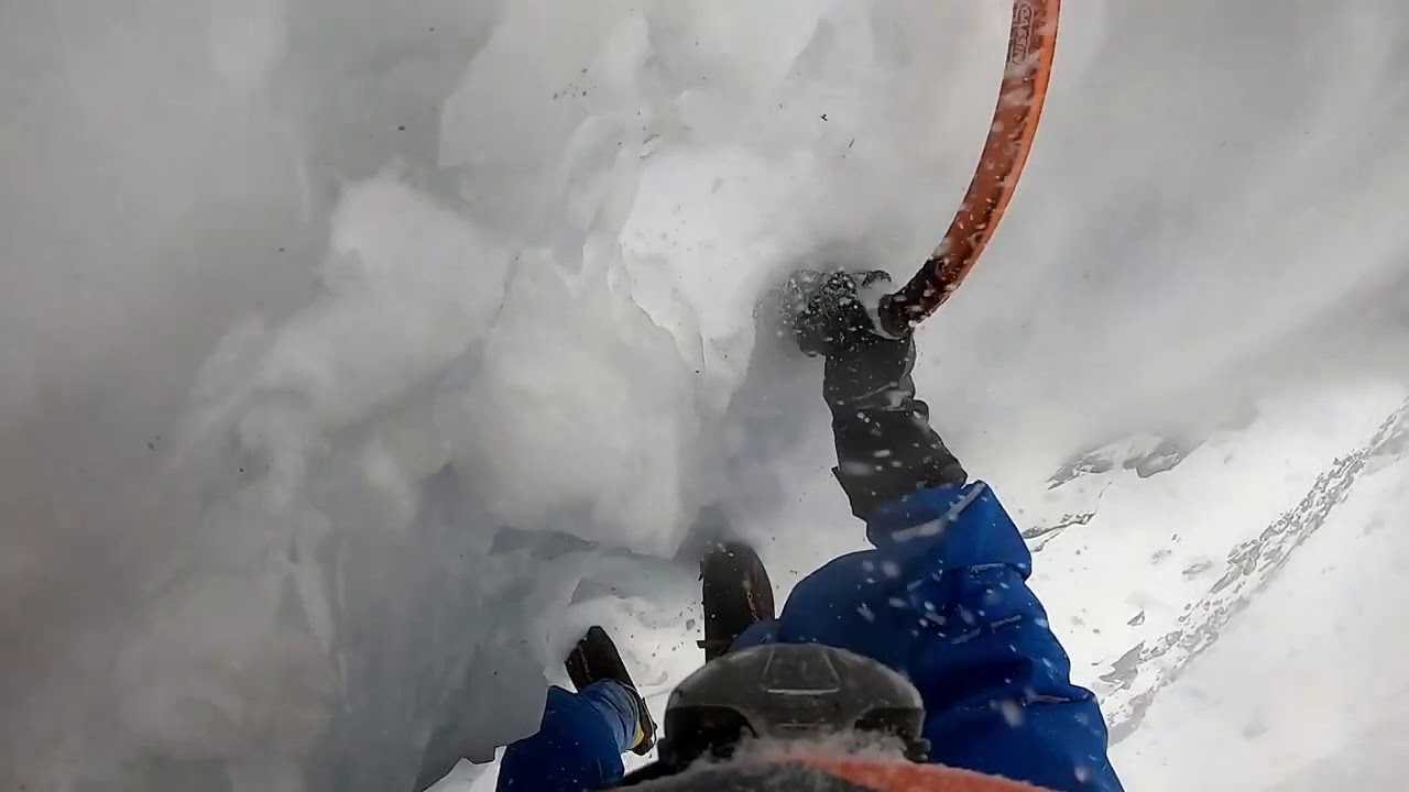 Climbing Pinnacle Gully on Mt Washington