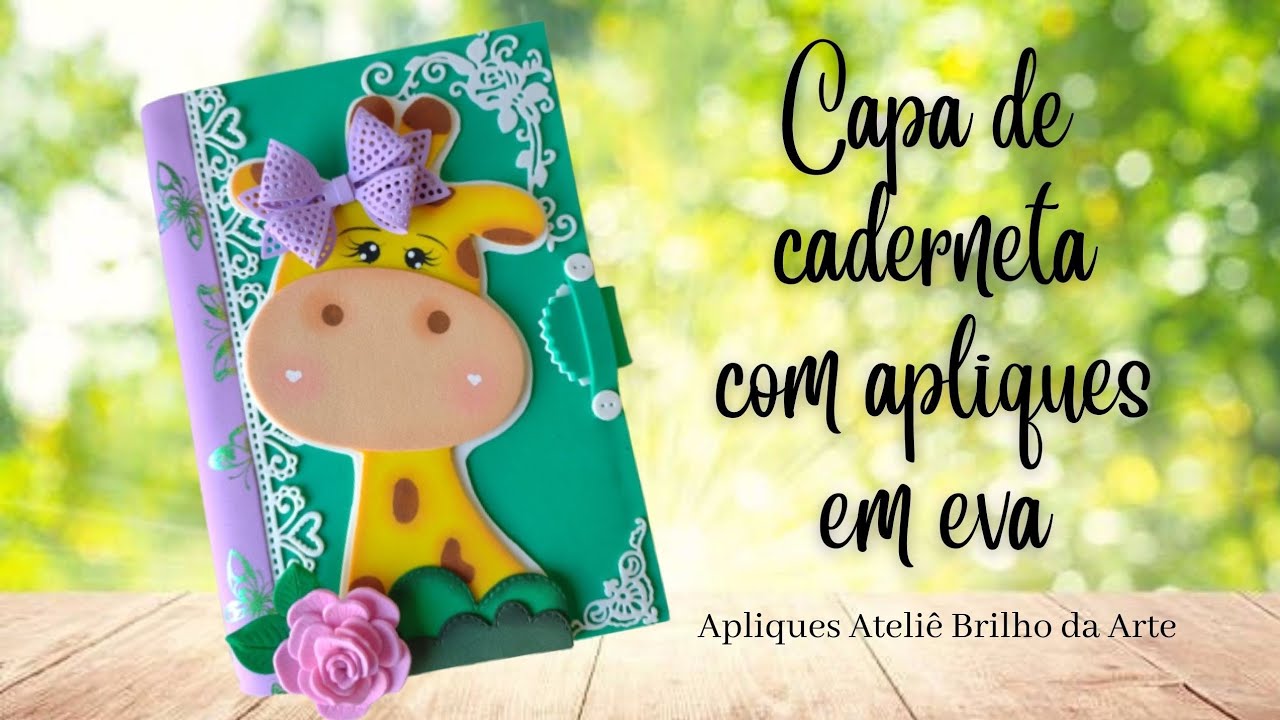 Capa de caderneta com apliques em eva