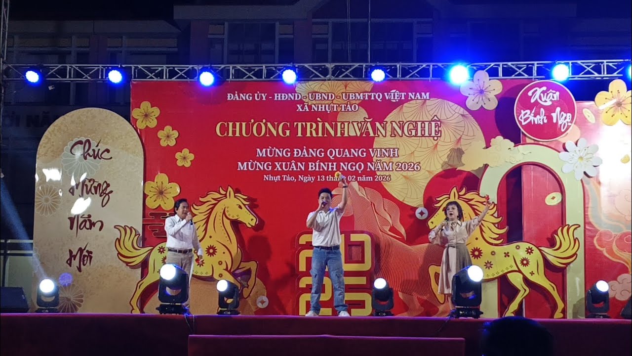 Nghệ sĩ Hoài Thanh, Đỗ Quyên cùng con trai Hoàng Anh Kiệt biểu diễn tại xã Nhựt Tảo Tỉnh Tây Ninh 