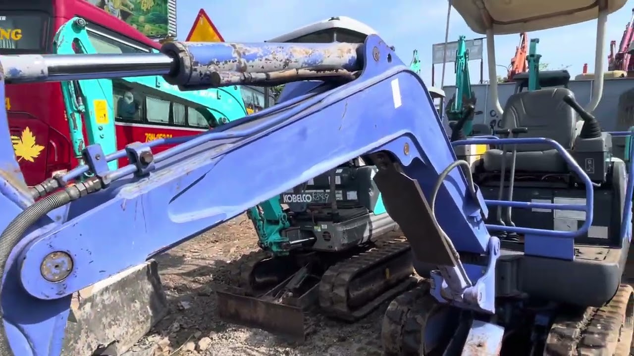 Test thử xe đào mini 15 cho anh em ở xa xem tham khảo 0968809095