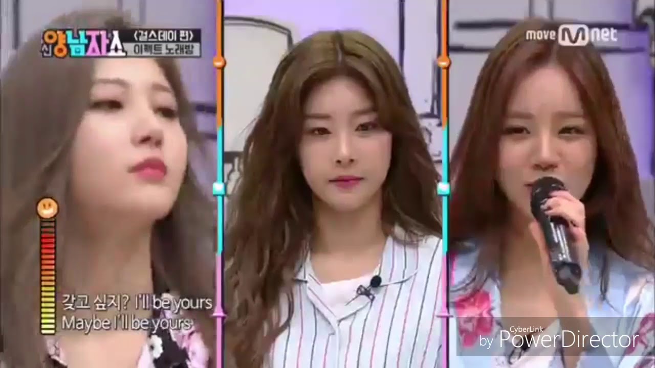 K-idol sing with mic effect 😂
