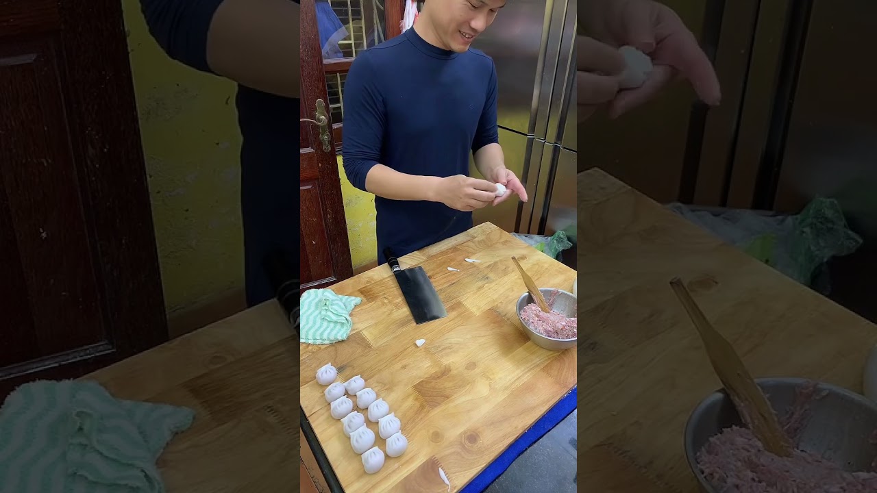 Sủi cảo t&ocirc;m thịt