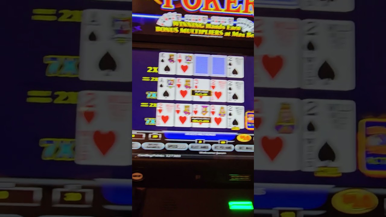 $10 Coin ($300 a spin) Ultimate X Jackpot 