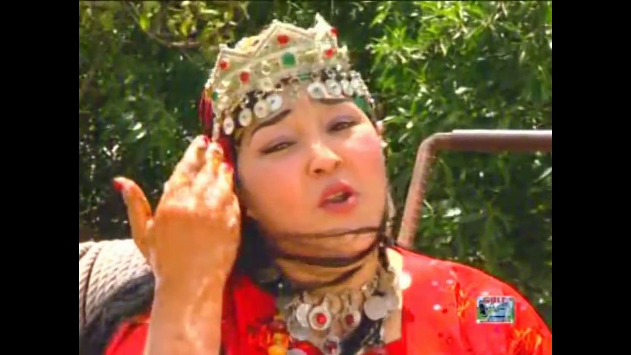 Aicha Tachinouite Akid irar Rbbi Bikhir - عائشة تاشينويت أكيد إرار ربي بخير