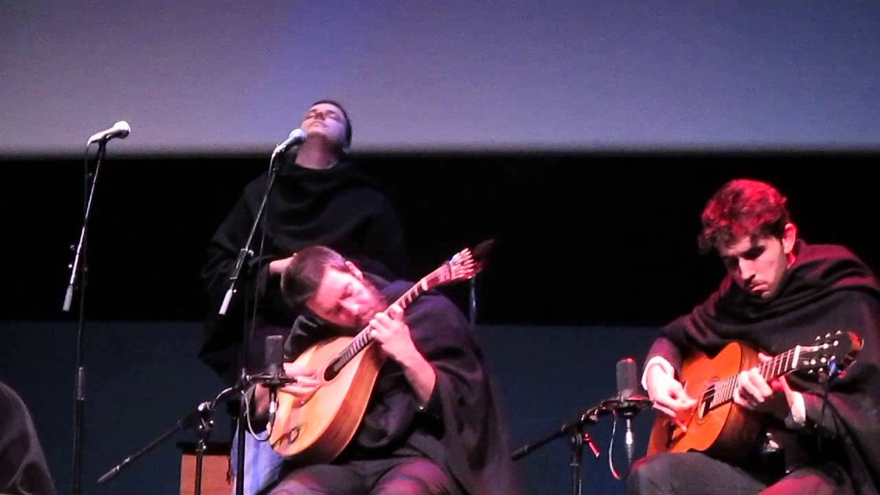 Do Choupal até à Lapa, de José Afonso, cantada por Tiago Lopes Coelho do GF LITERATUS
