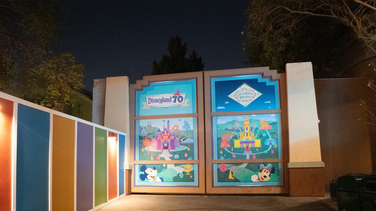 NEW CONSTRUCTIONS I SAW IN DOWN TOWN DISNEY DURING NIGHT TIME