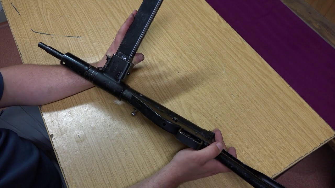 Stengun Mk.II - Just Fieldstrip