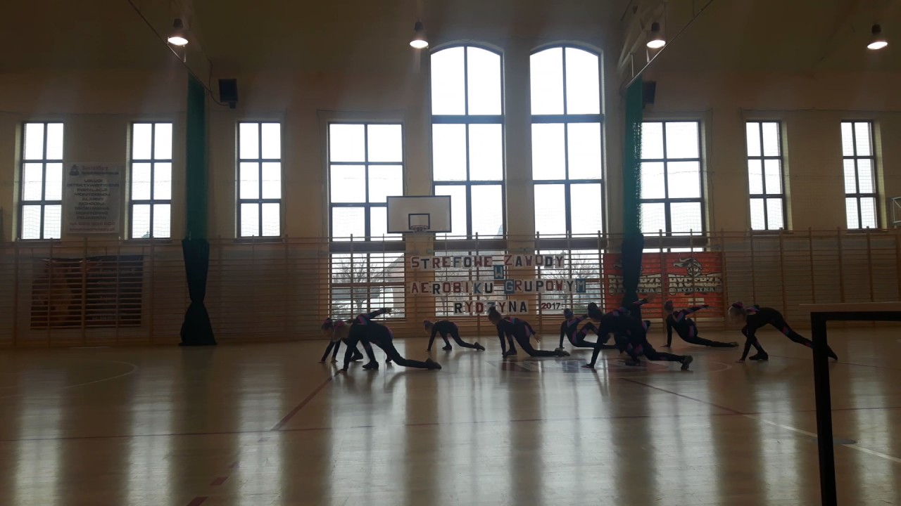 SZKOŁA PODSTAWOWA nr12 w LESZNIE