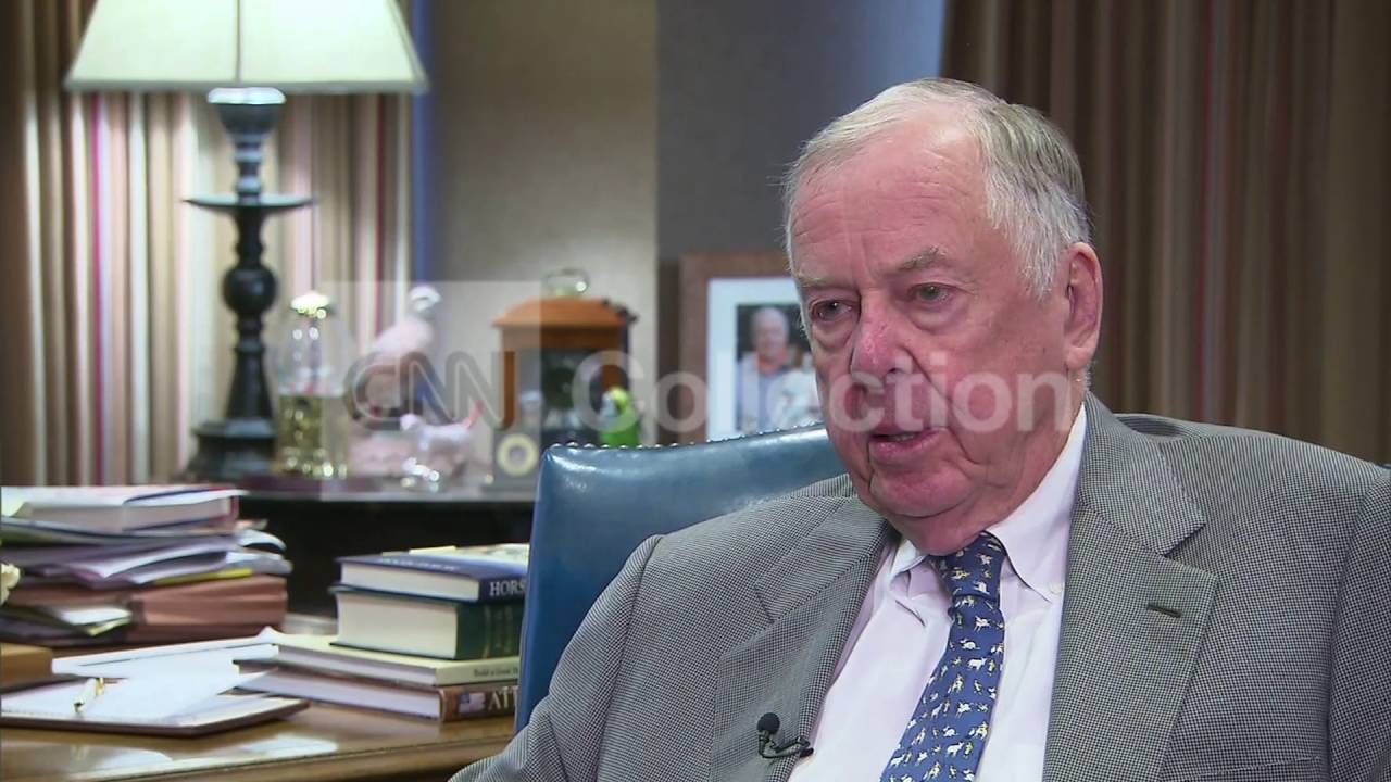 ENERGY MOGUL T. BOONE PICKENS TALKS TO CNN