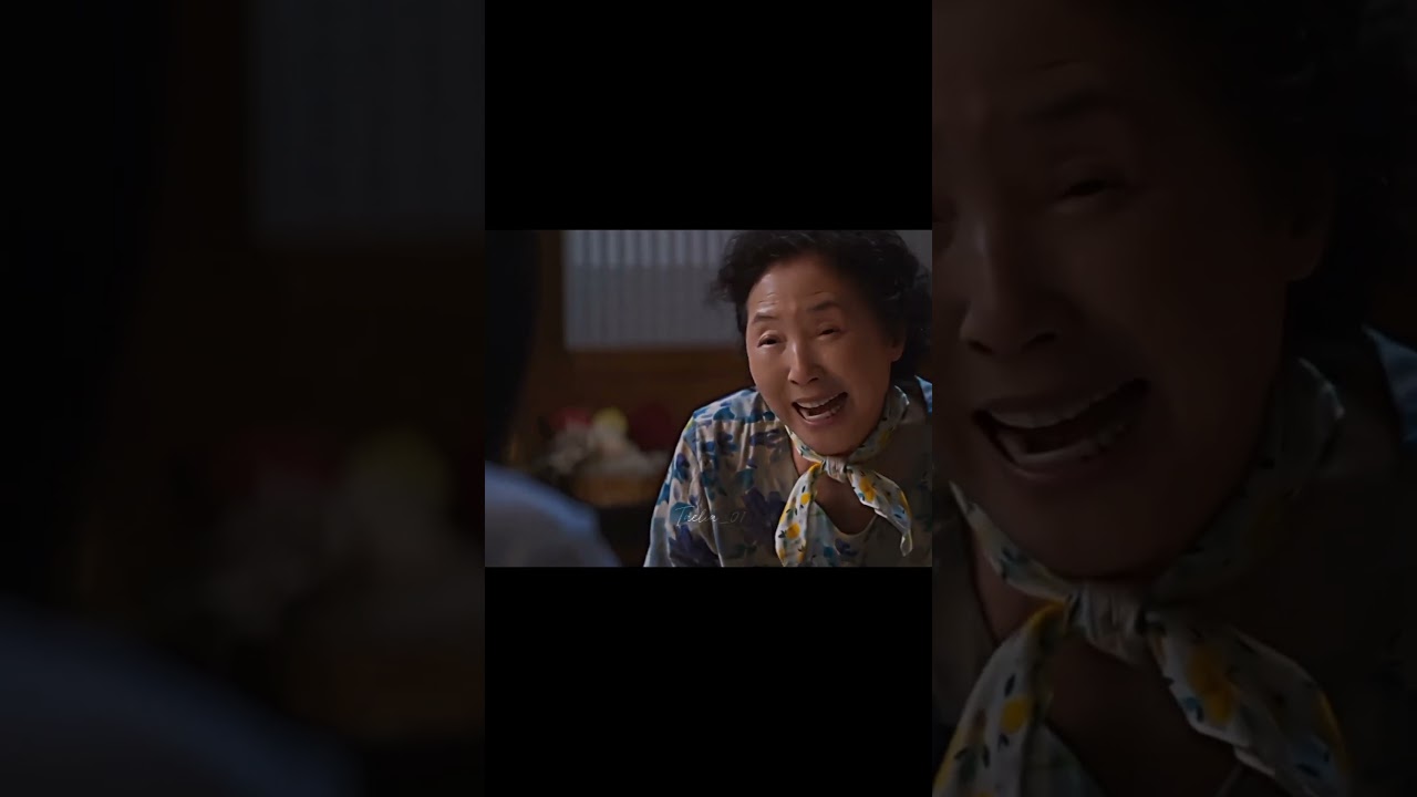 Девушка которая глухая и немая(( 