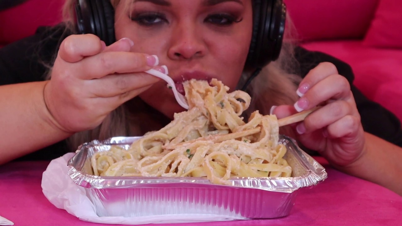 Creamy Fettucine ASMR (No Talking)