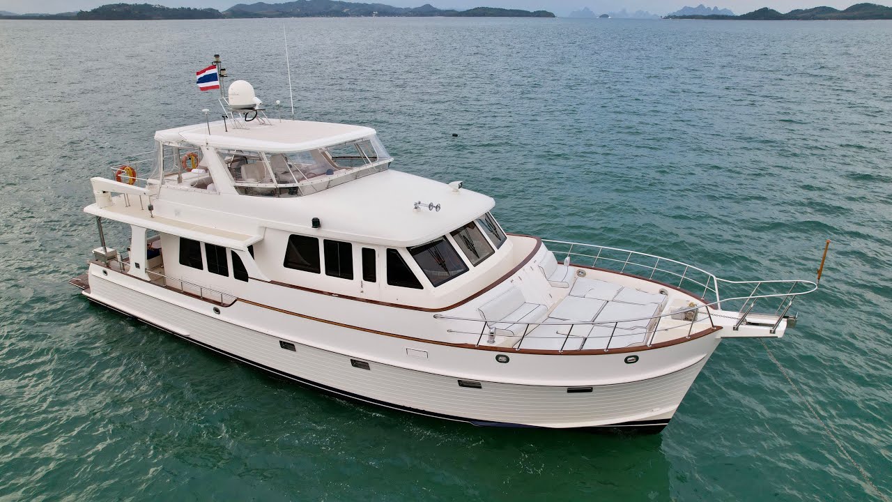 On board the 2007 Grand Banks Aleutian 59RP “MAXIA III”