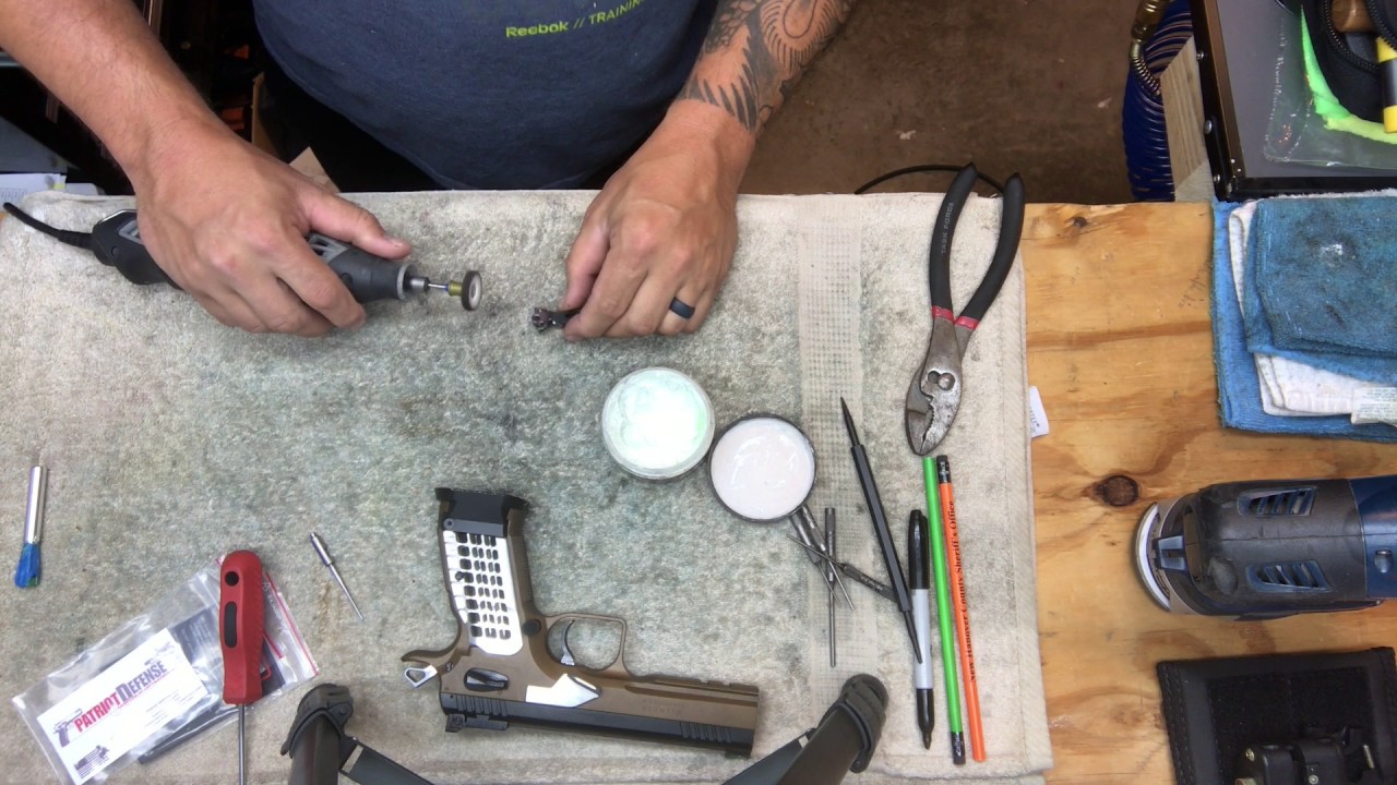 Delta vs Titan hammer strike comparison