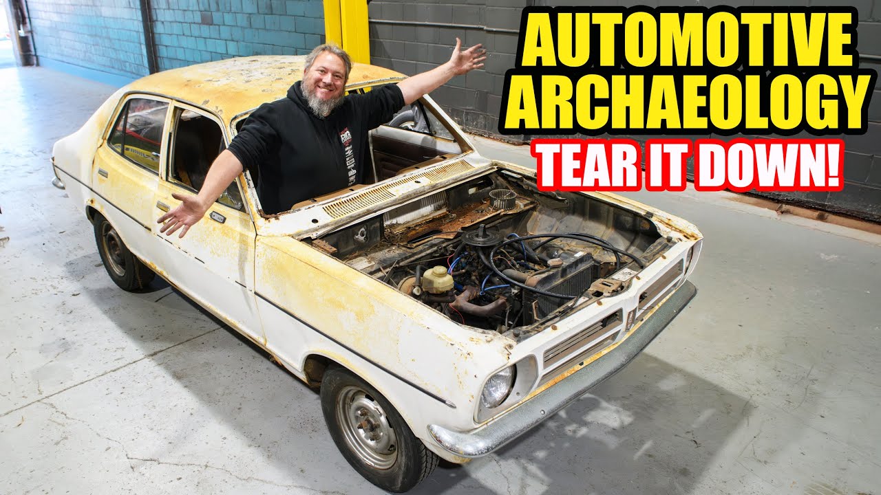 Carnage - Tearing Down the White Torana!