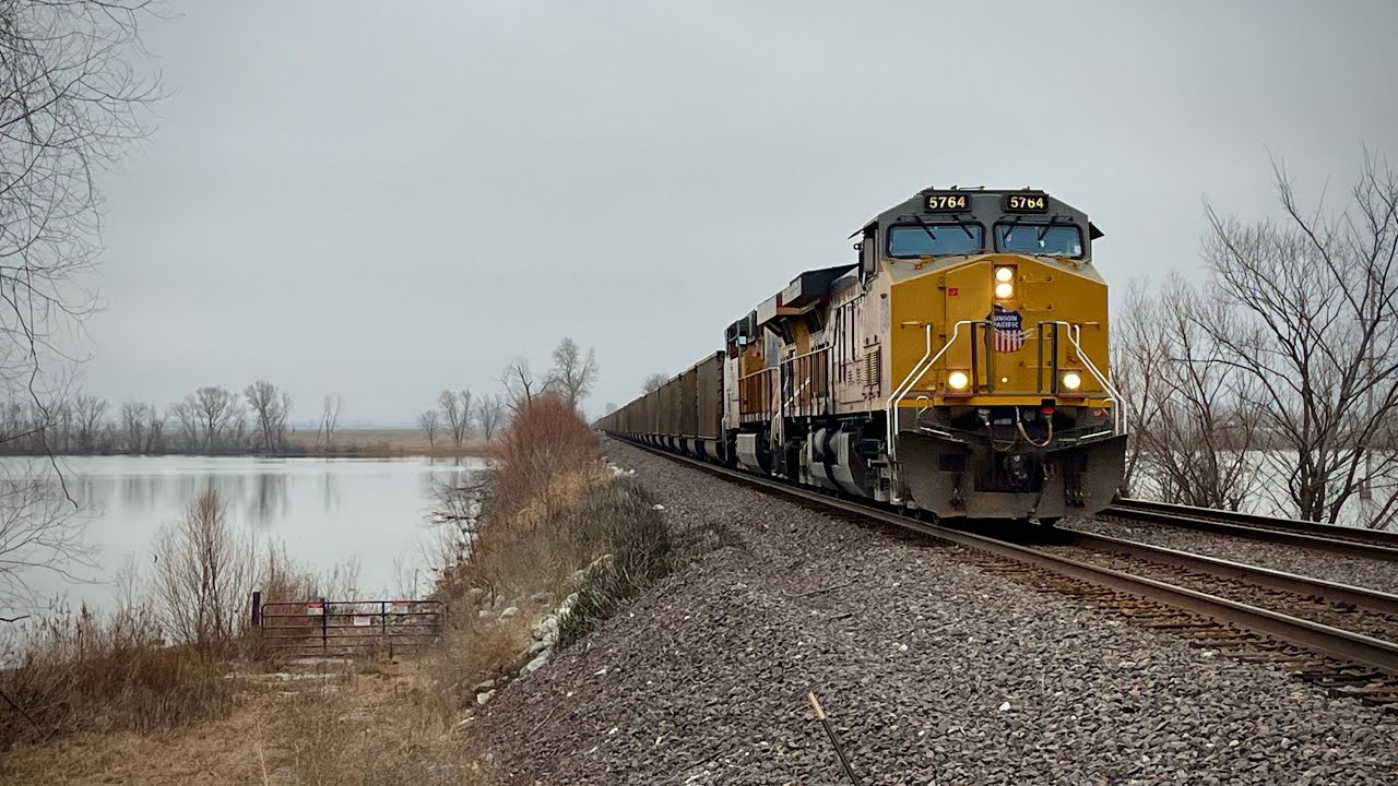 Trains Through the Hazy Fields of Illinois!