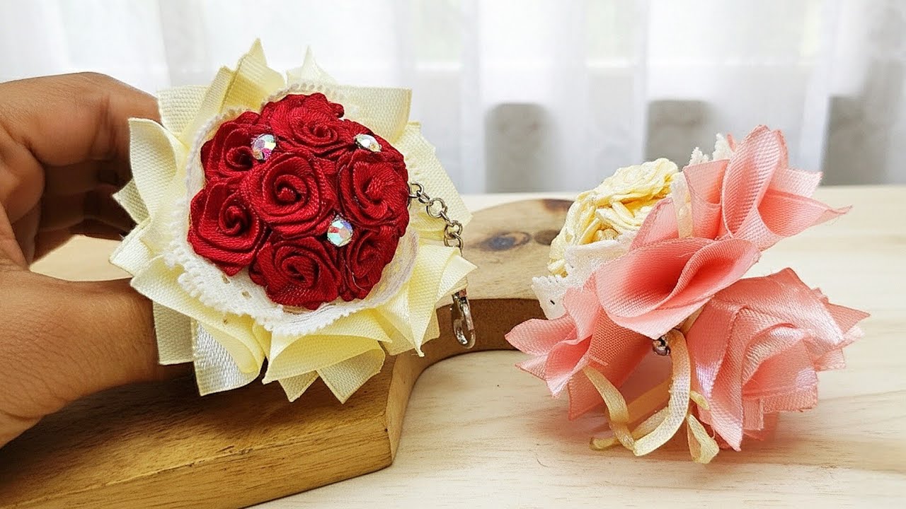 DIY ribbon Roses/  I made this adorable rose flower bouquet keychain only with satin ribbon