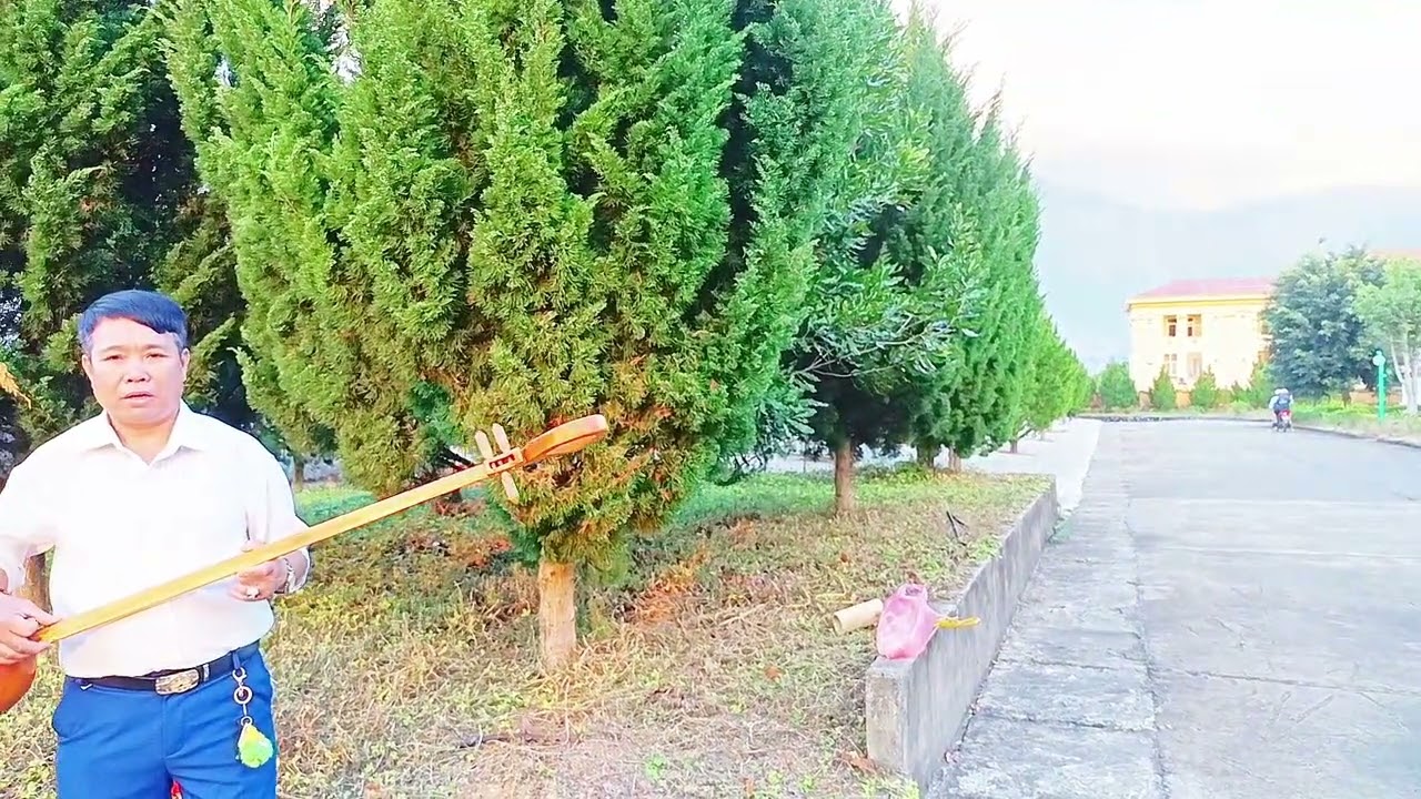 Hát thái Tân Uyên pi nọng tỏn phăng nơ ổng hộ kênh e nơ 