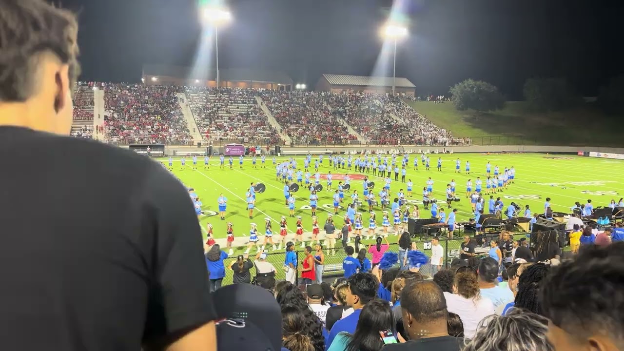Tyler High Big Blue Band halftime