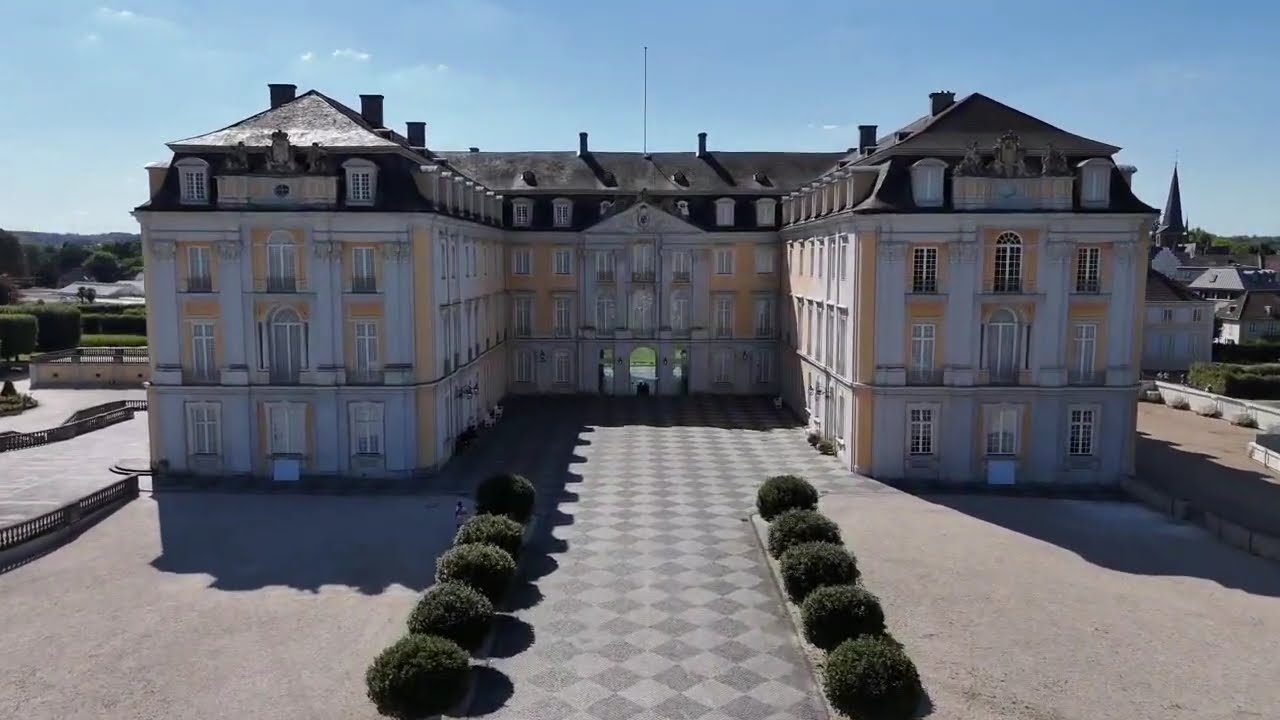 Schloss Augustusburg 2025 🇩🇪 | DJI Mini 4 Pro Aerial Tour | Палац Августа Луизбурга