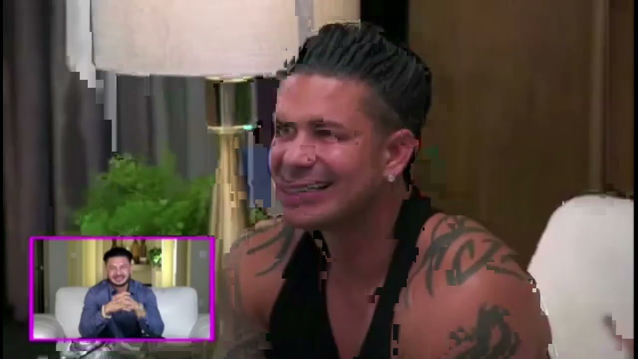 Nikki to PaulyD...A NO NO