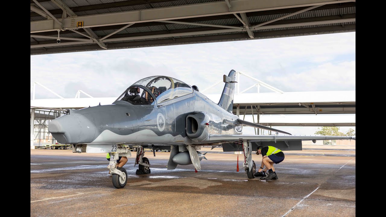 Празднуем 25-летие поддержки, которую самолет Hawk оказывает Королевским ВВС Австралии.