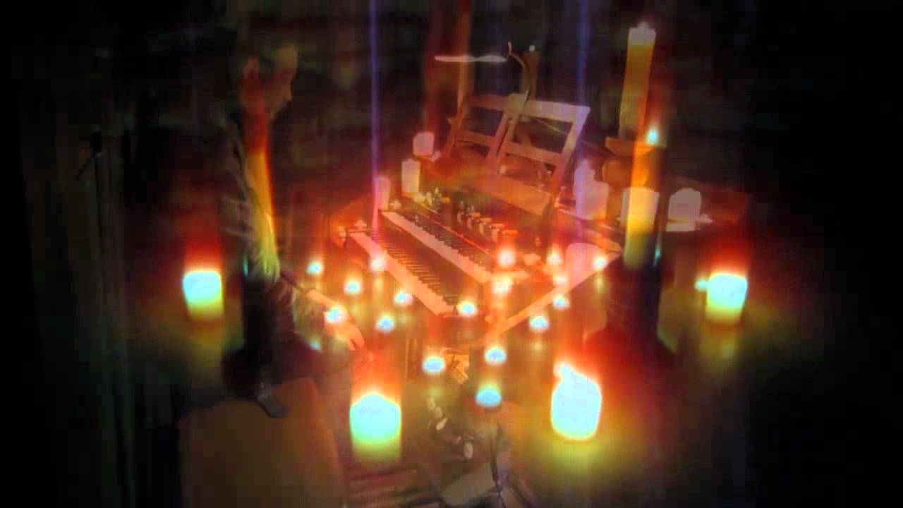 Mo&euml;v&ouml;t - Ehepr Abgzvoryaerv on Church Organ
