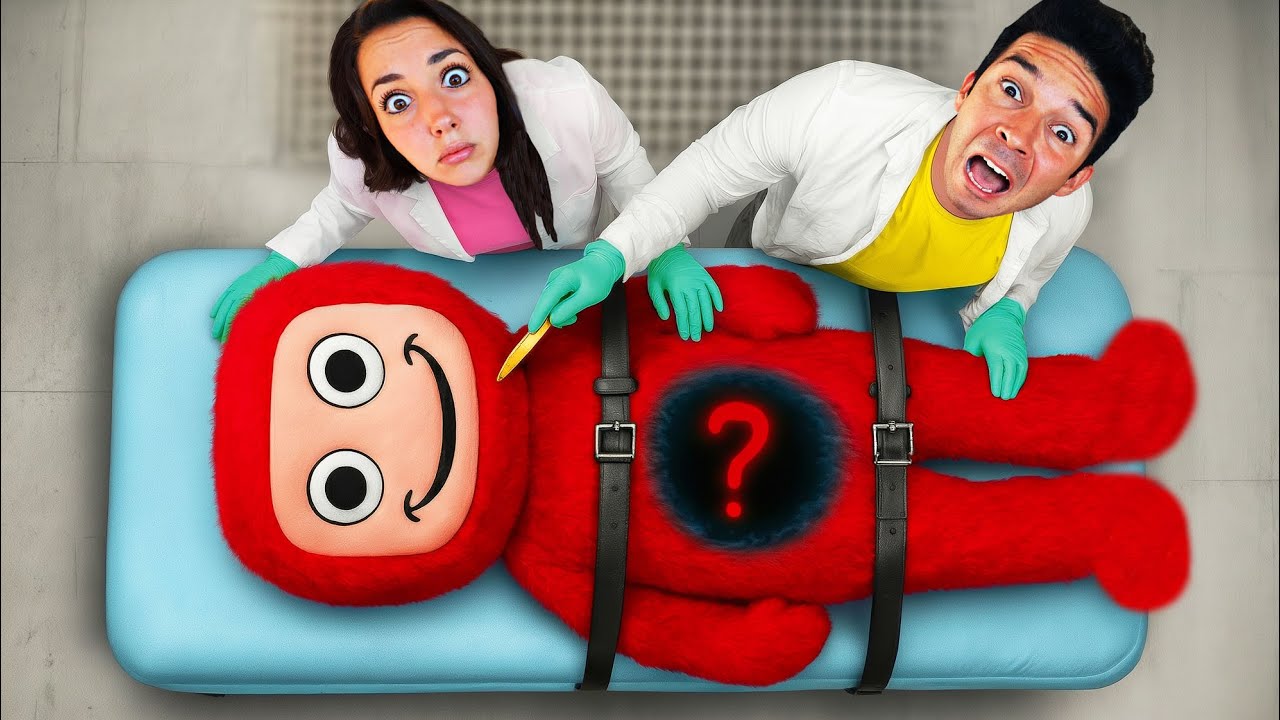 SCOPRIAMO COSA C'&Egrave; DENTRO LO SPARKY ROSSO PI&Ugrave; CATTIVO con il Dottor Timoti! 😱