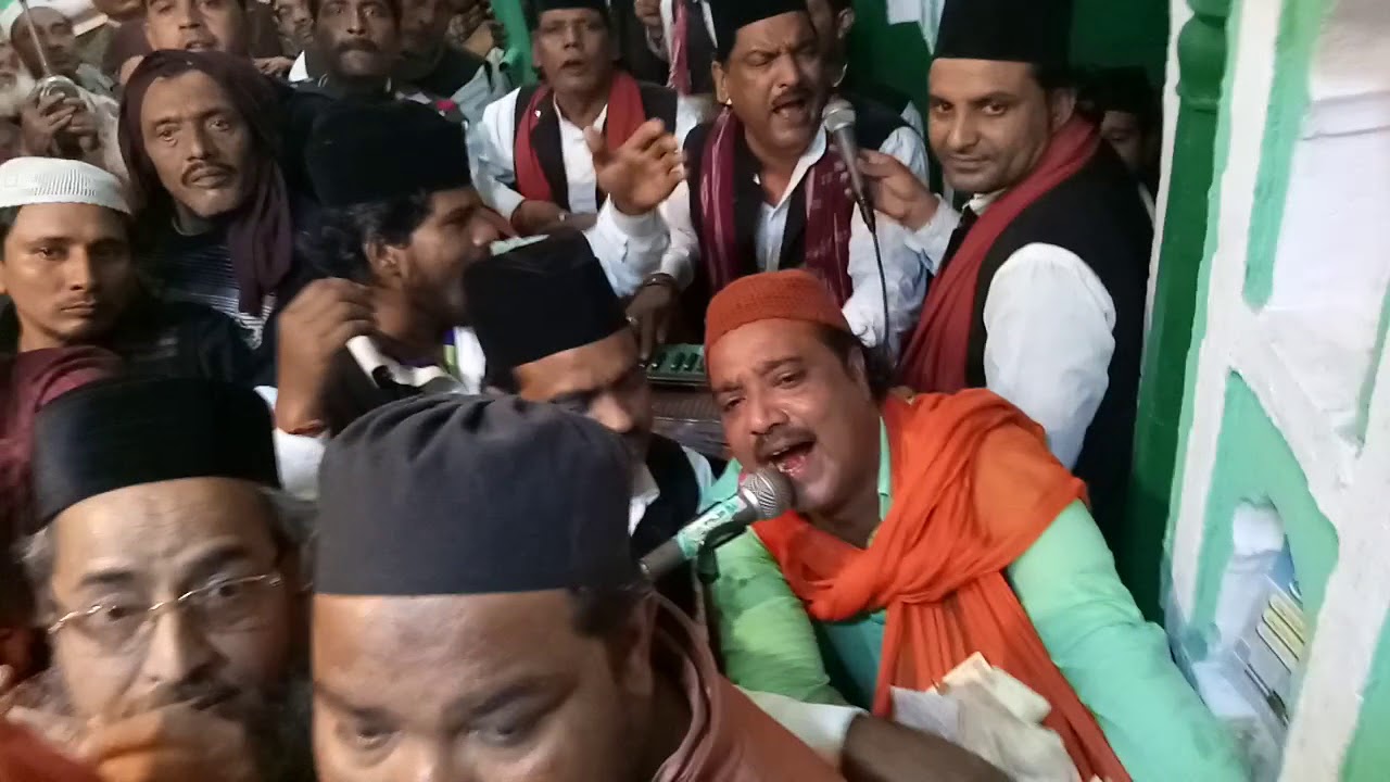 Sabir pak ka urs 749 qull sharif ke bad qawwali rang padhte huye