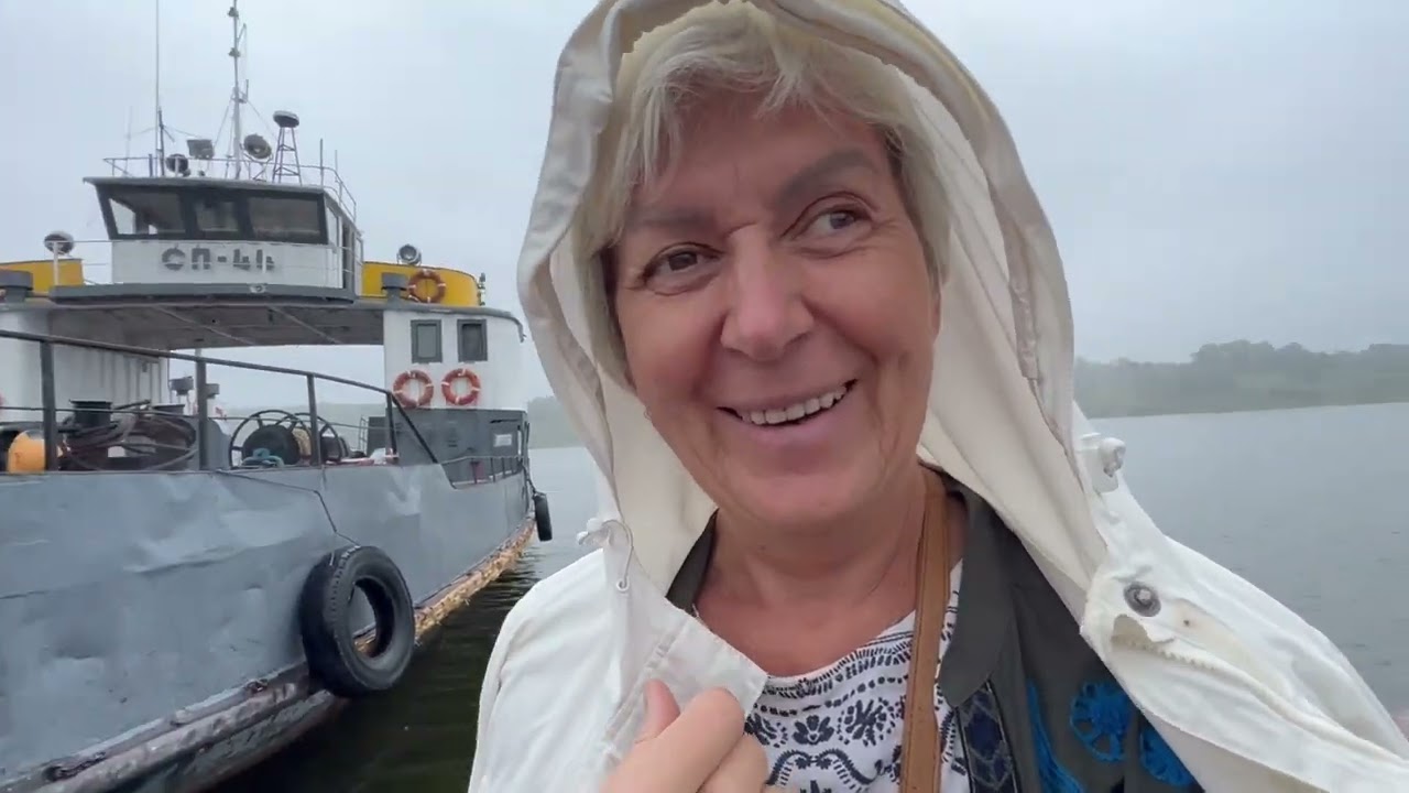 Тутаев / Мы на паромной переправе через Волгу с Борисоглебской стороны на Романовскую