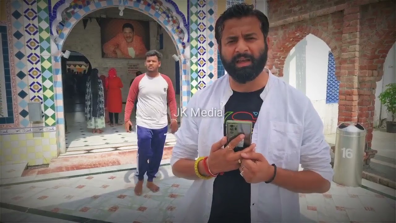 Nakodar मे मिलता है Elachi प्रसाद ।