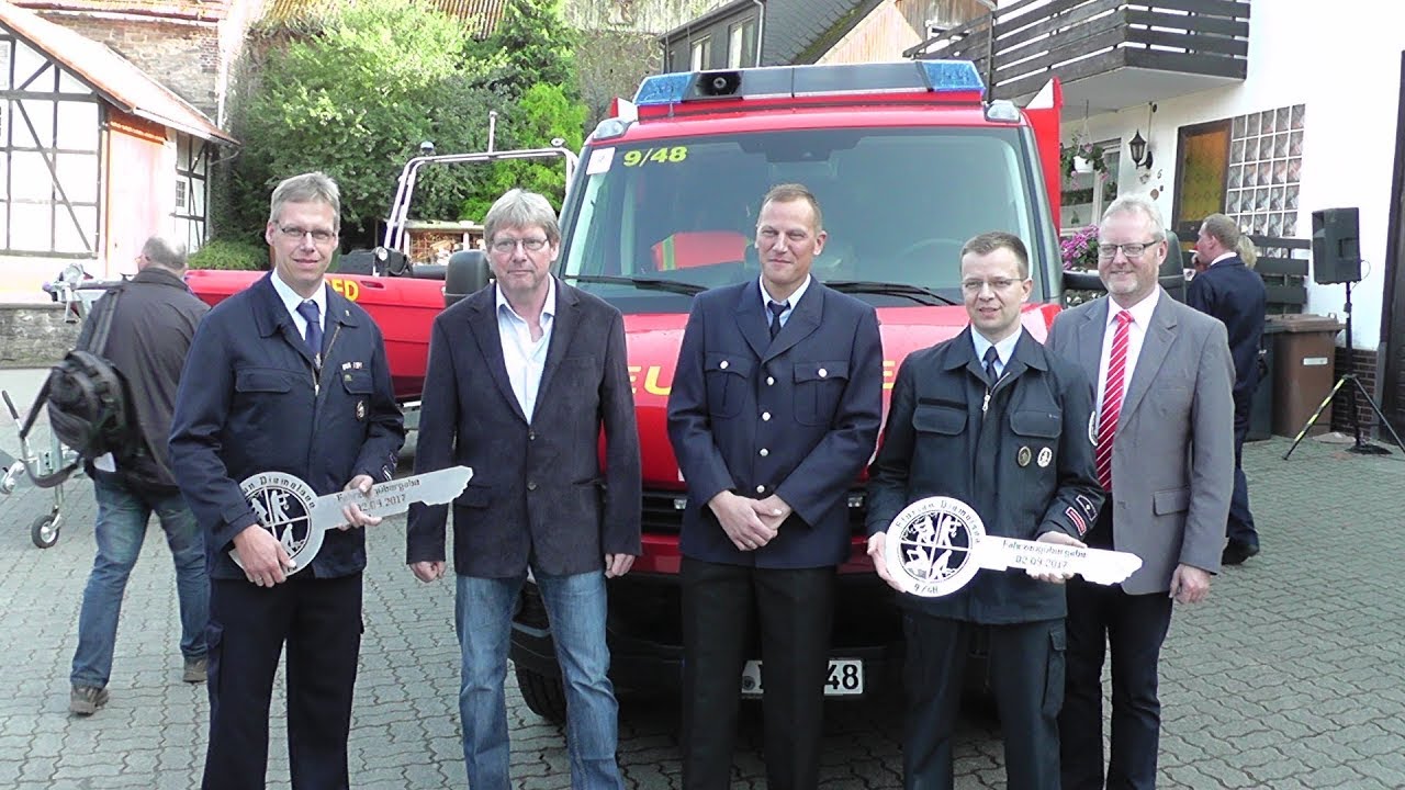 Ausschnitte Fahrzeugübergabe Feuerwehr Schweinsbühl