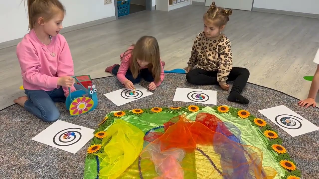 Einblick in eine YogaMotorik®-Stunde im Musikstudio für Kinder, Stuhr