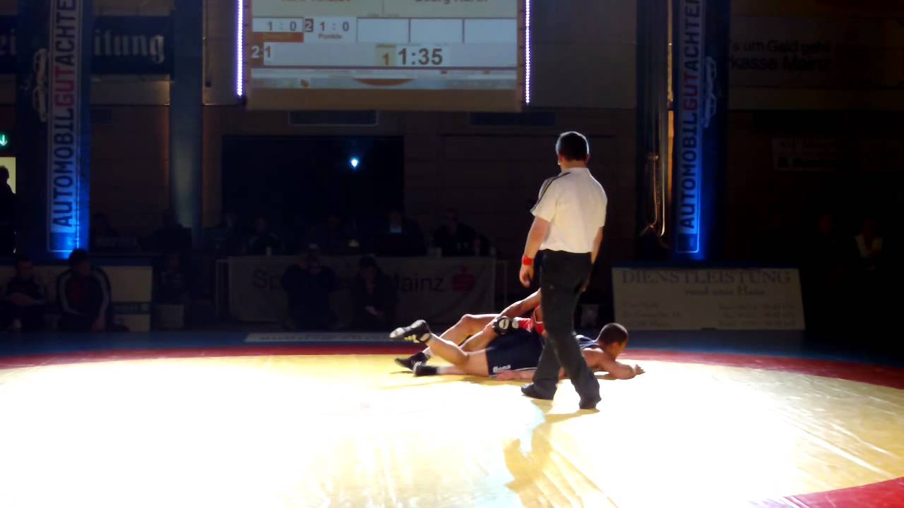Freistil 74kg Kiril Terziev - Georg Harth 3:0 / PS 1:0 4:0 4:0