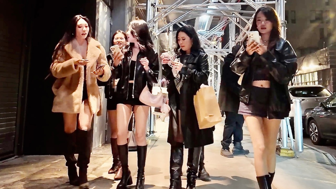 NYC Nightlife Pulse: East Village, NoMad & Chelsea Peak 1AM Energy 2026