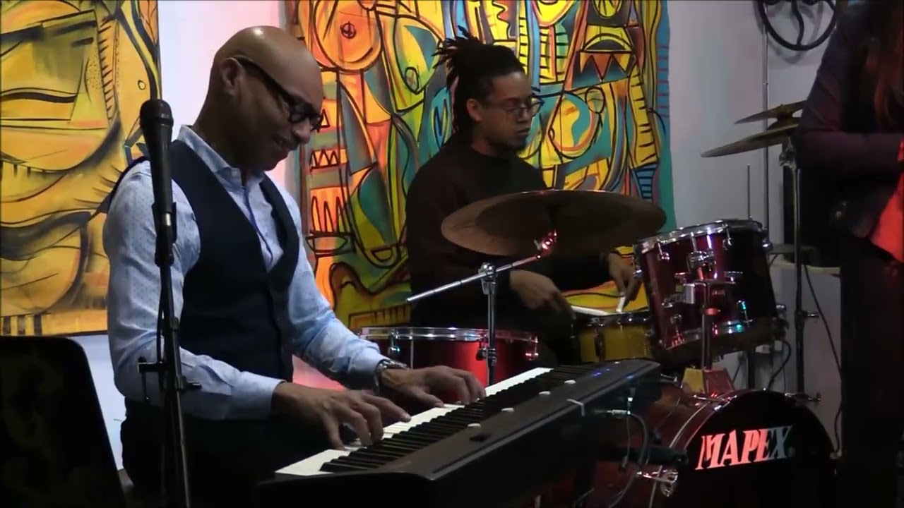 Eddie Bullen Trio ft Special guest  Belinda 2025