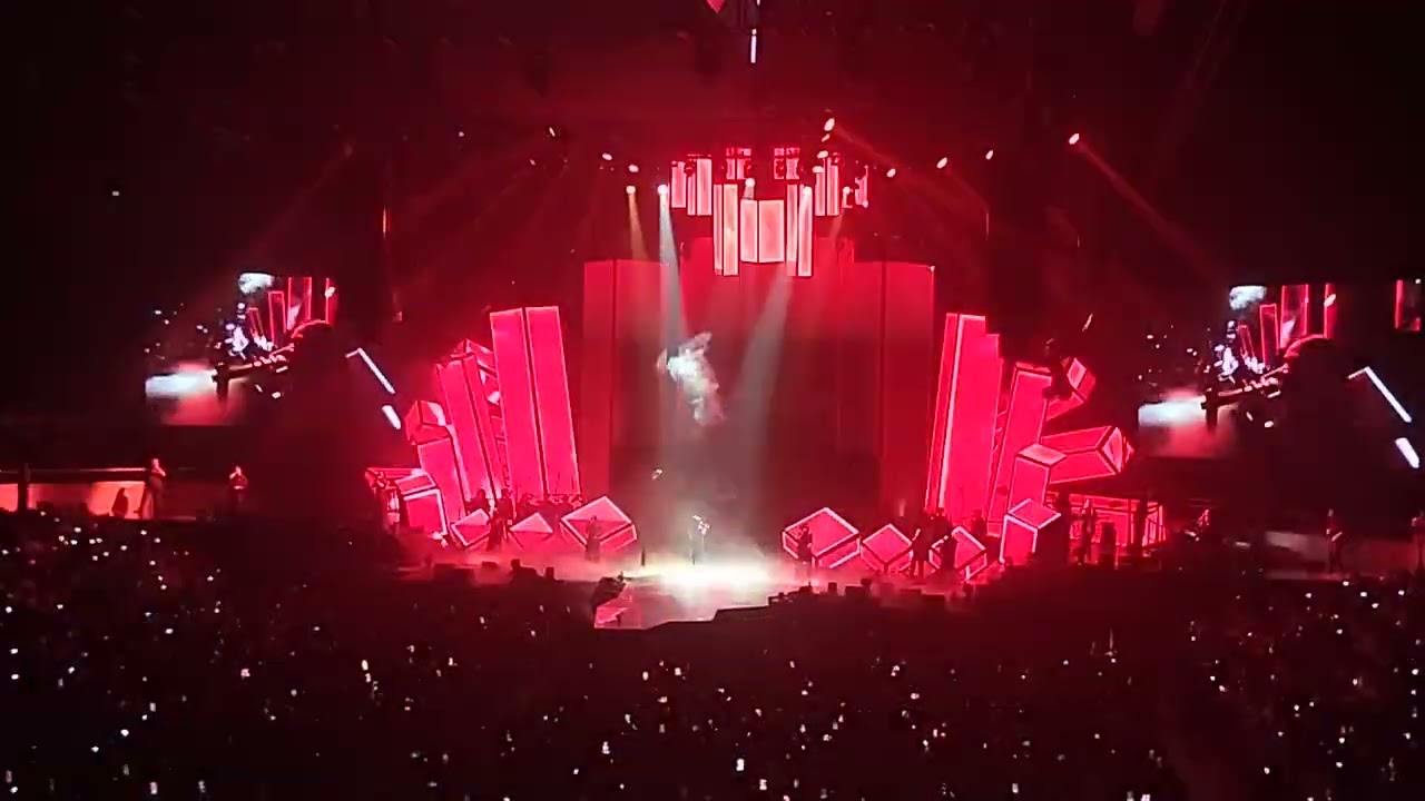 Rolling in the Deep - KZ Tandingan during In Between concert